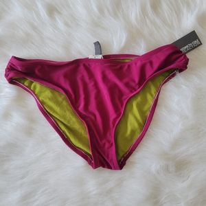 Kenneth Cole Reaction Berry Side Ruching Hipster Bikini Bottom M NWT